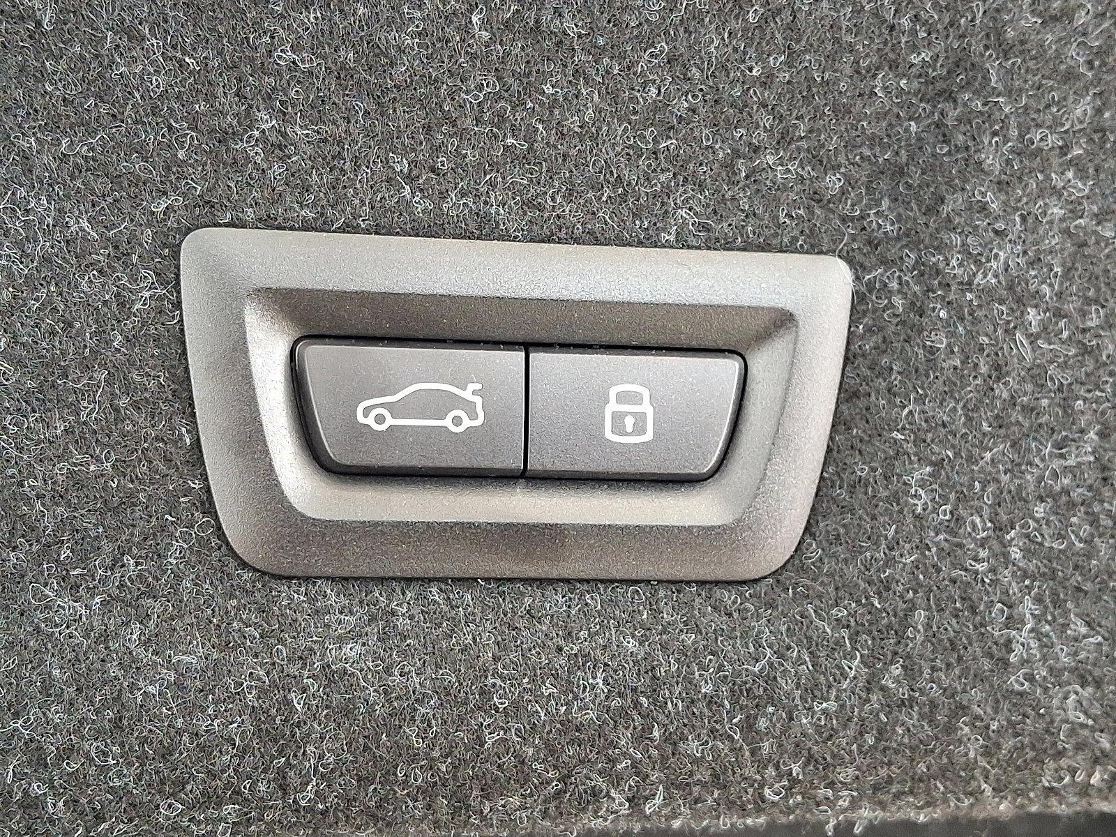 2025 BMW 330i xDrive Vehicle Photo in Lancaster, PA 17601