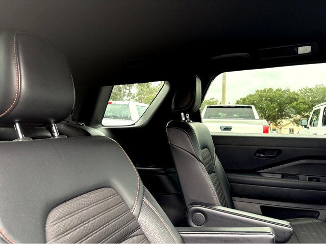 2024 Nissan Pathfinder Vehicle Photo in Savannah, GA 31419