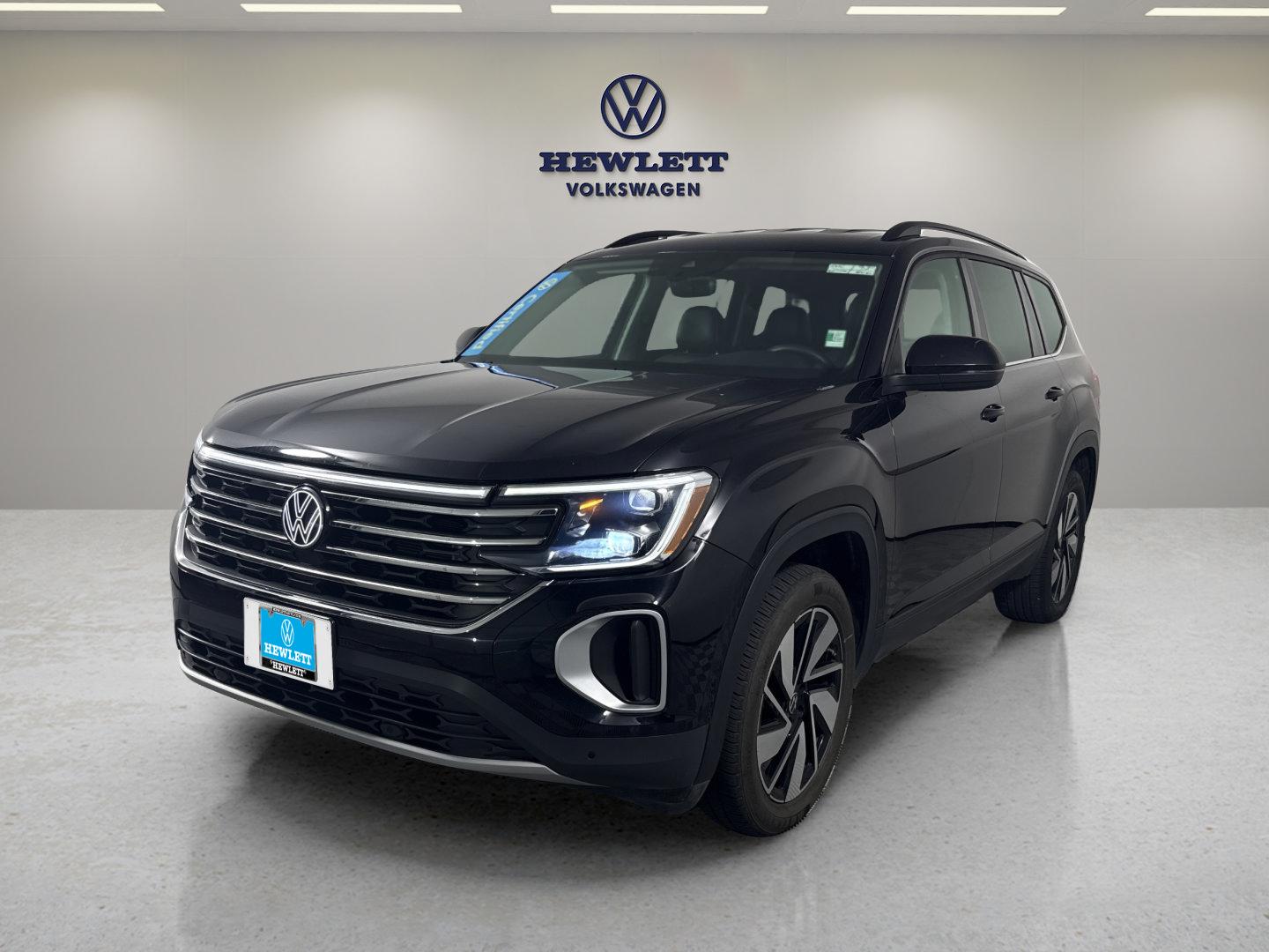 2025 Volkswagen Atlas Vehicle Photo in Georgetown, TX 78626