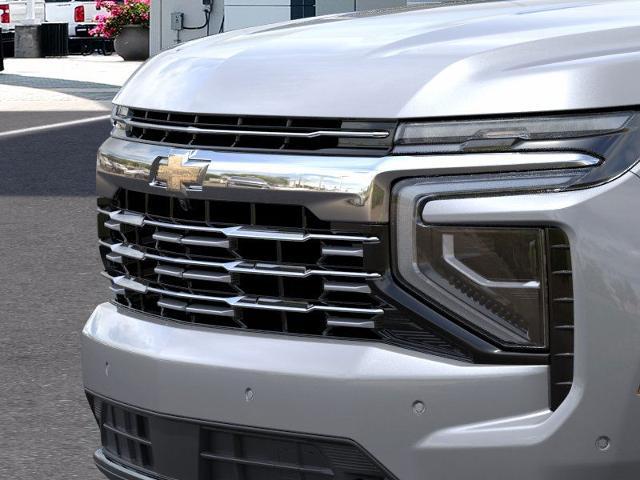 2025 Chevrolet Suburban Vehicle Photo in SELMA, TX 78154-1460
