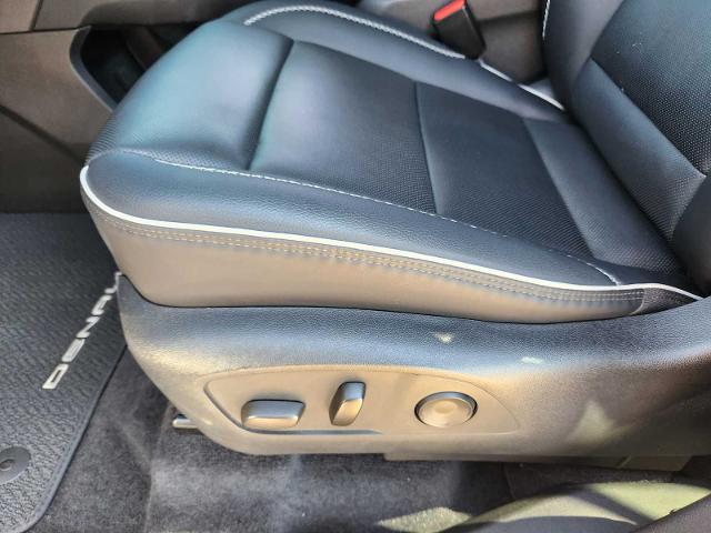 2024 GMC Acadia Vehicle Photo in DENTON, TX 76210-9321