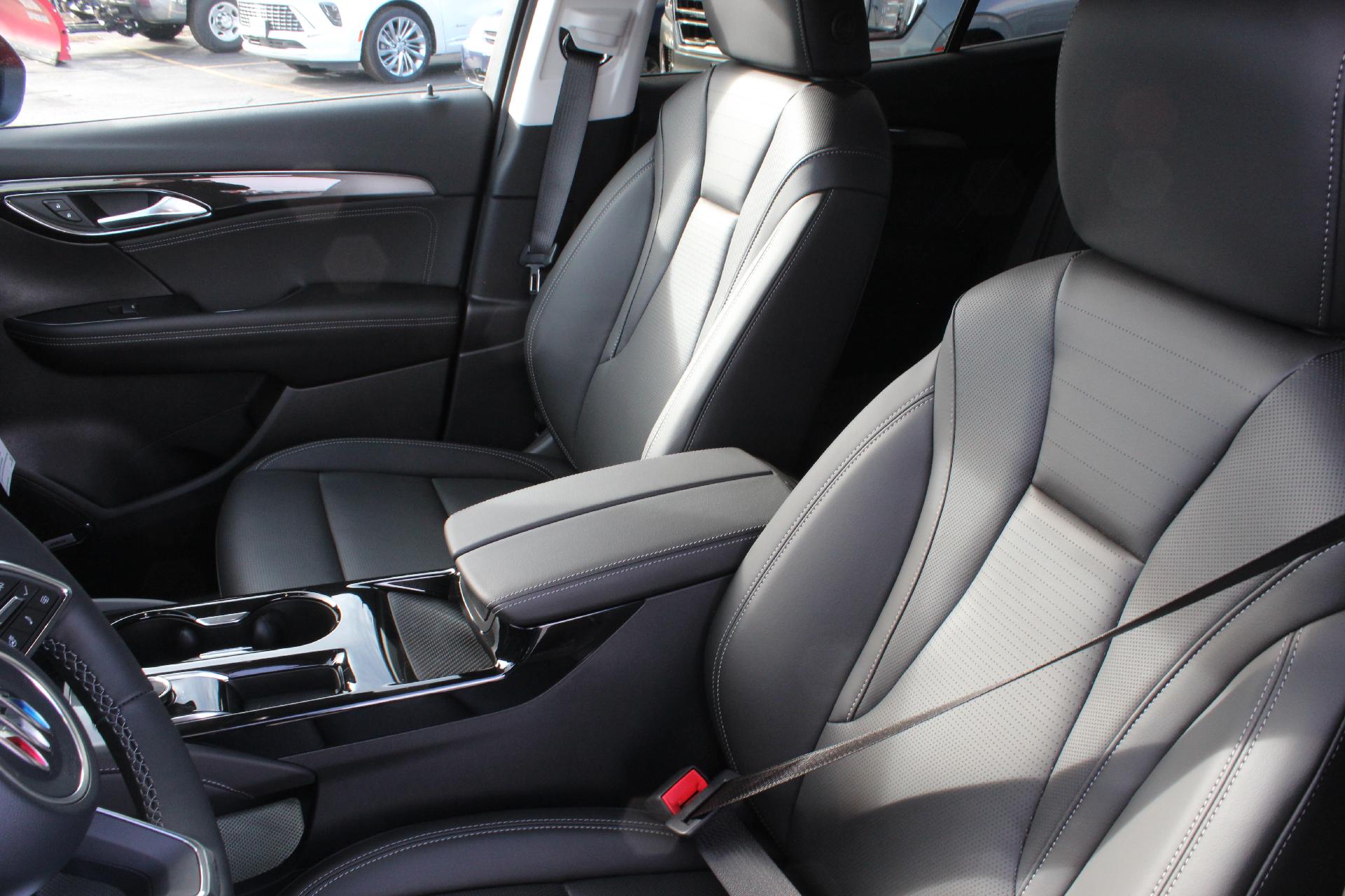 2025 Buick Envision Vehicle Photo in AURORA, CO 80012-4011