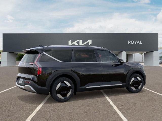 2026 Kia EV9 Vehicle Photo in Tucson, AZ 85712