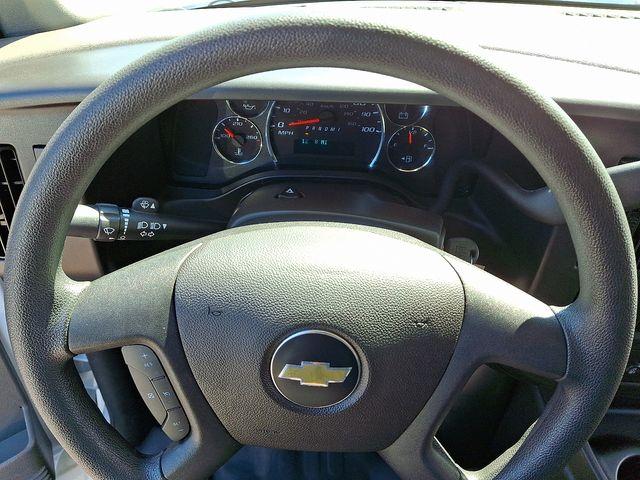 2024 Chevrolet Express Cargo 2500 Vehicle Photo in DANBURY, CT 06810-5034
