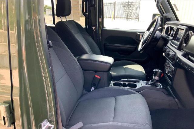 2021 Jeep Wrangler Vehicle Photo in Kansas City, MO 64114