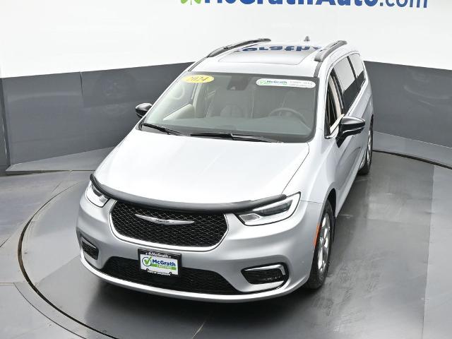 2024 Chrysler Pacifica Vehicle Photo in Cedar Rapids, IA 52402