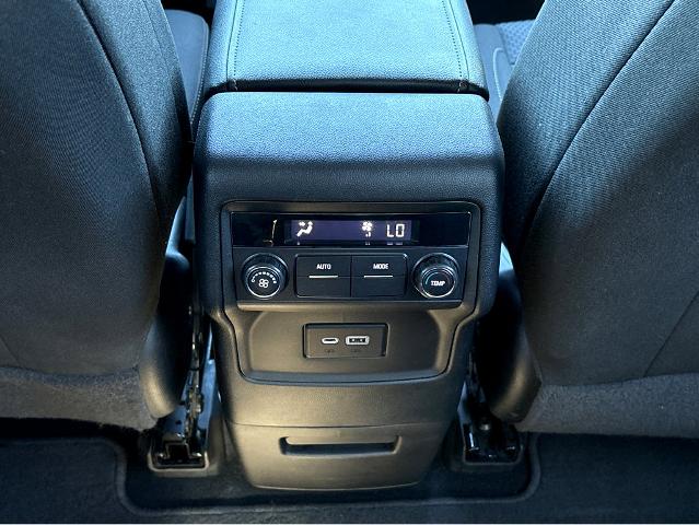 2022 GMC Acadia Vehicle Photo in BEAUFORT, SC 29906-4218