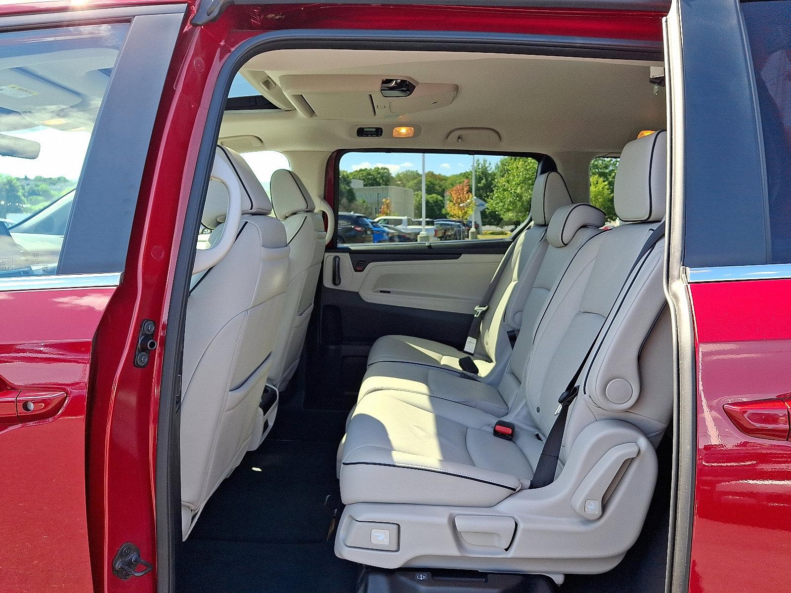 2025 Honda Odyssey Vehicle Photo in Harrisburg, PA 17111