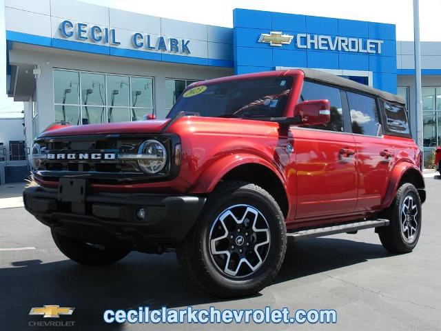 Select 2023 Ford Bronco