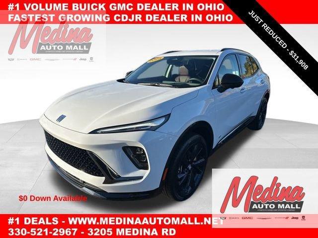 2025 Buick Envision Vehicle Photo in MEDINA, OH 44256-9631