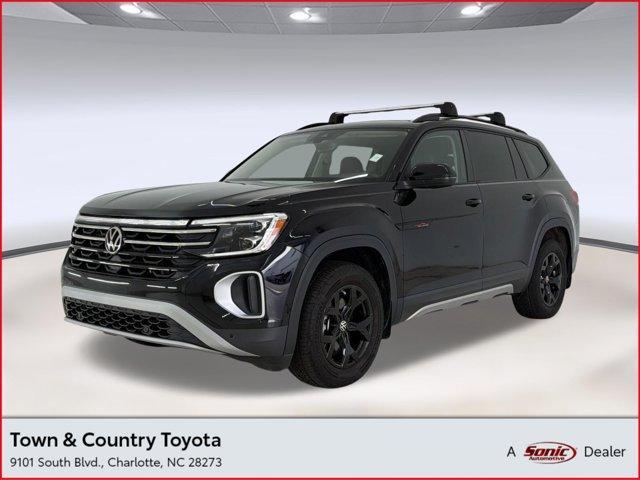 2024 Volkswagen Atlas Vehicle Photo in Charlotte, NC 28273