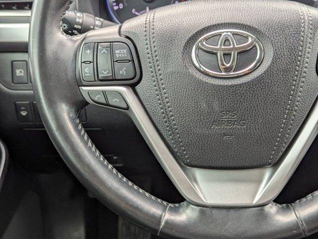 2017 Toyota Highlander Vehicle Photo in San Antonio, TX 78230