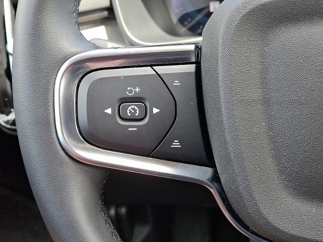 2024 Volvo XC40 Vehicle Photo in HARRISBURG, PA 17111-1033