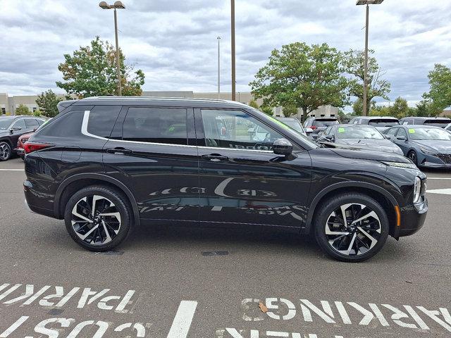 2022 Mitsubishi Outlander Vehicle Photo in Philadelphia, PA 19116