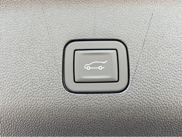 2025 Chevrolet Suburban Vehicle Photo in BEAUFORT, SC 29906-4218