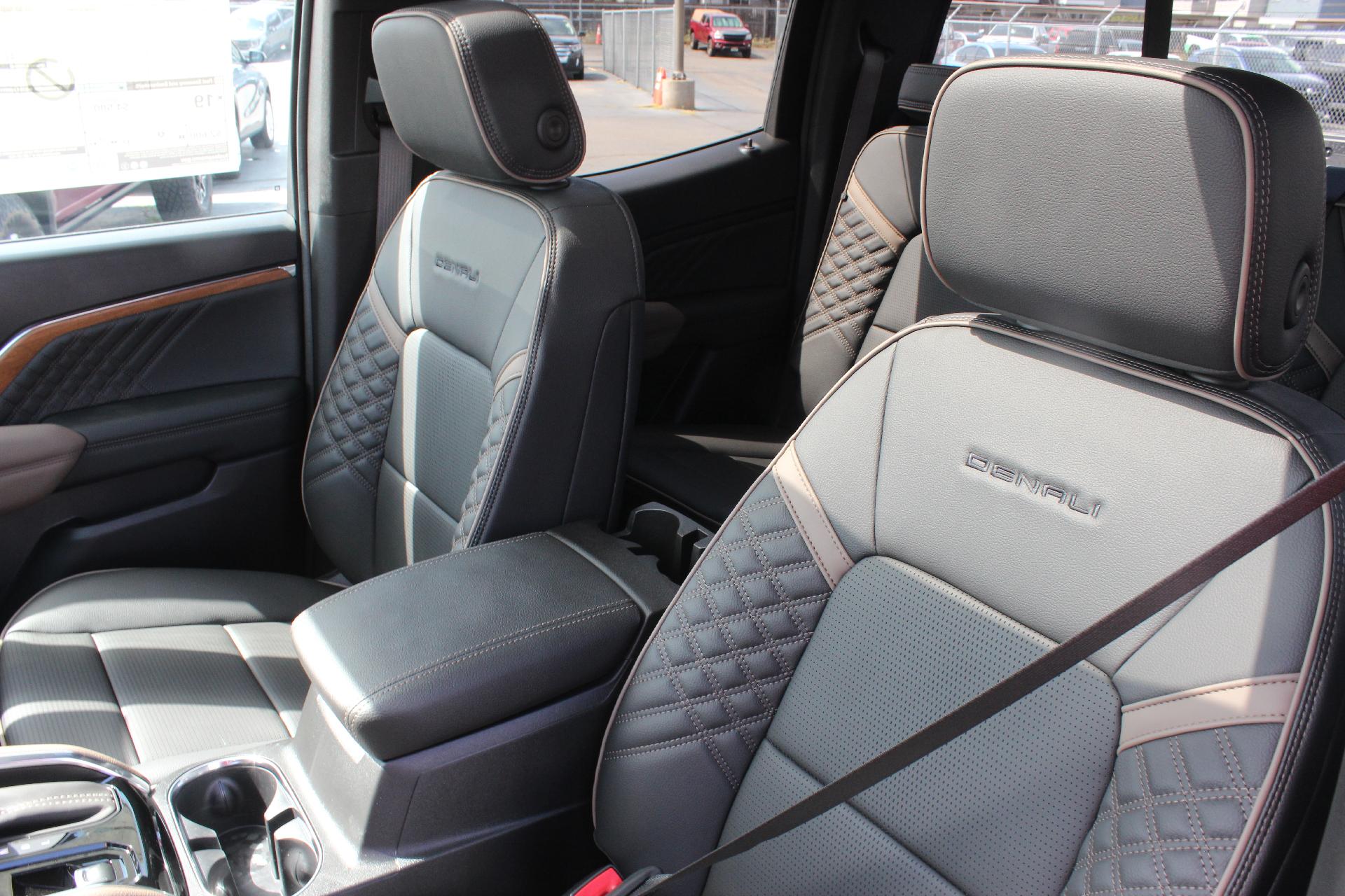 2026 GMC Canyon Vehicle Photo in AURORA, CO 80012-4011