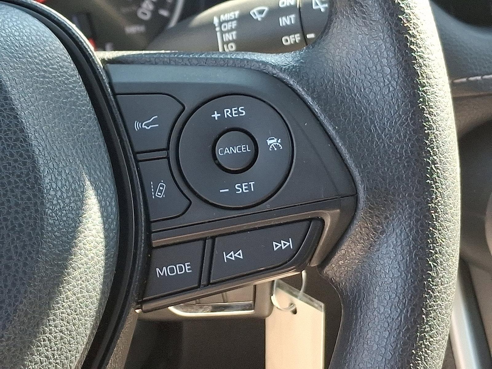 2022 Toyota RAV4 Vehicle Photo in Trevose, PA 19053