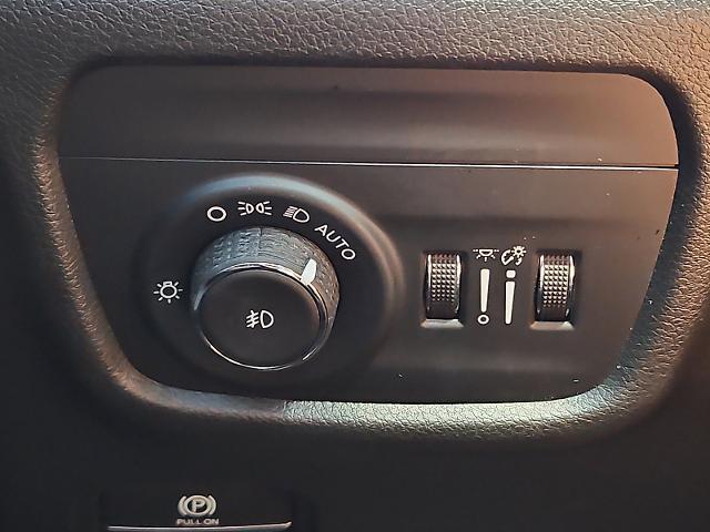 2023 Jeep Grand Cherokee L Vehicle Photo in TREVOSE, PA 19053-4984