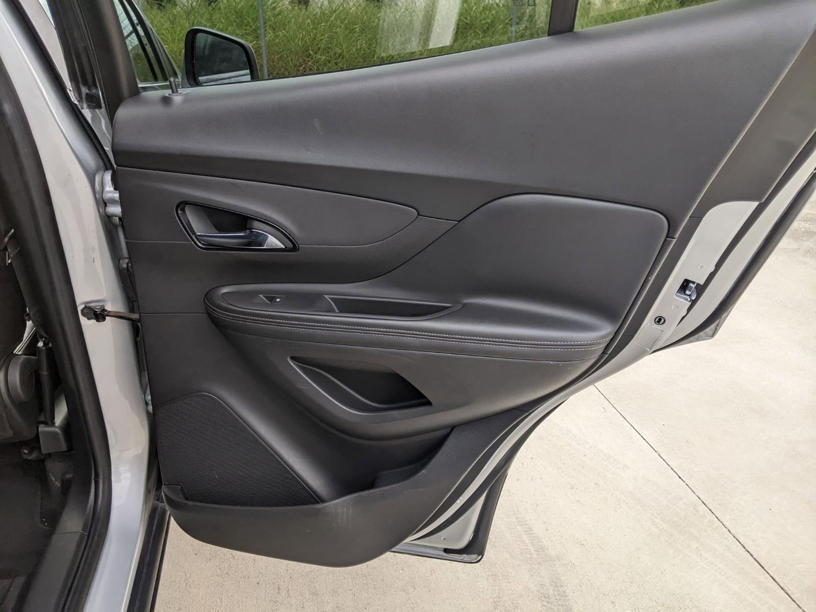2022 Buick Encore Vehicle Photo in Seguin, TX 78155