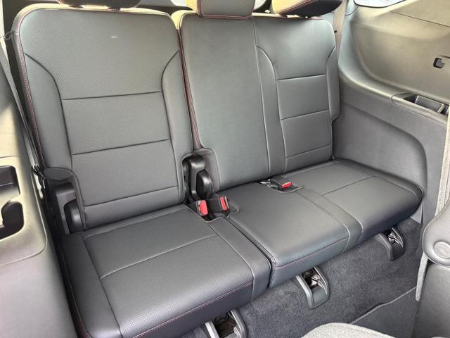 2026 Chevrolet Traverse Vehicle Photo in COLUMBIA, MO 65203-3903