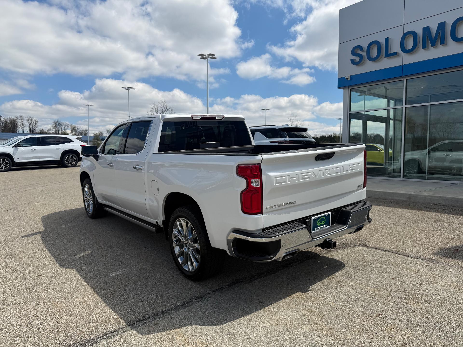 2024 Chevrolet Silverado 1500 LTZ - 3