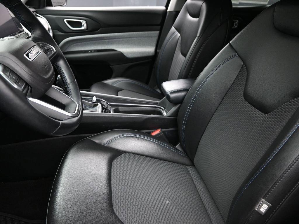 2022 Jeep Compass Vehicle Photo in Cedar Rapids, IA 52402