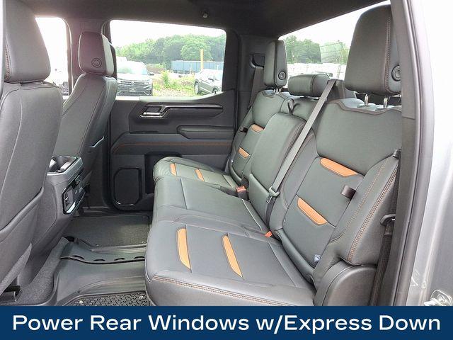 2025 GMC Sierra 1500 Vehicle Photo in DANBURY, CT 06810-5034