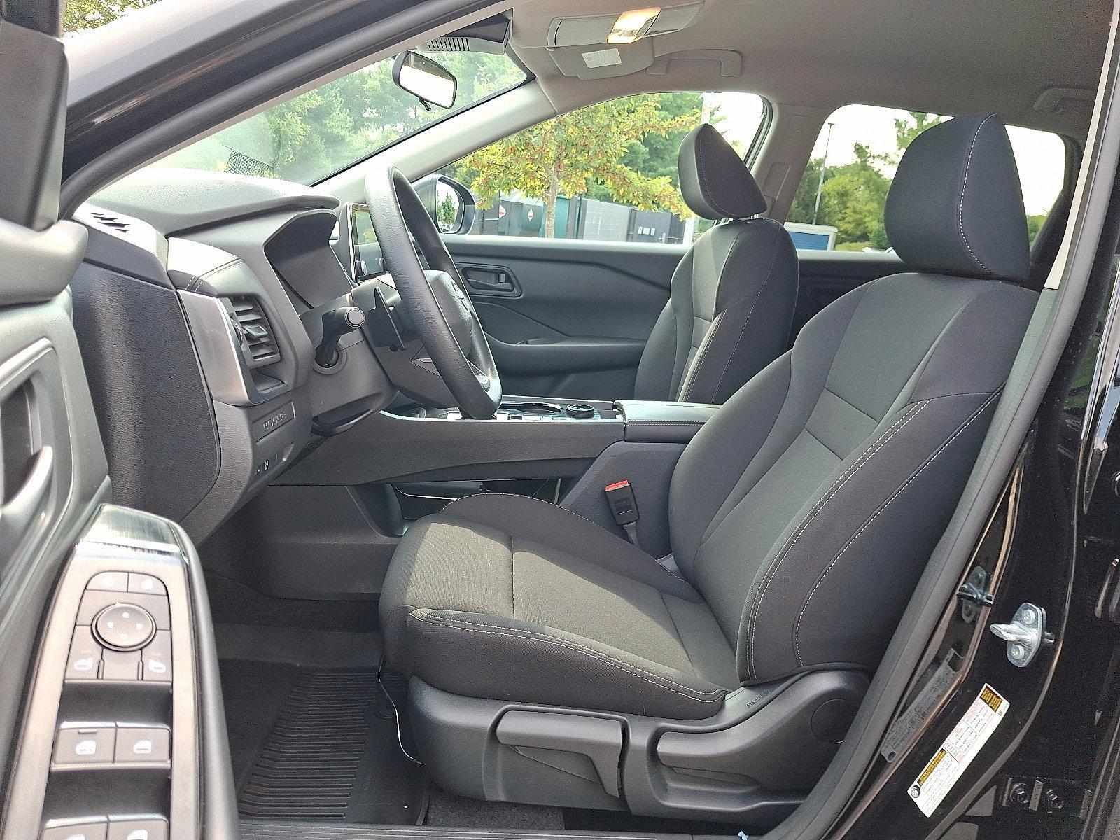 2025 Nissan Rogue Vehicle Photo in Mechanicsburg, PA 17050-2306