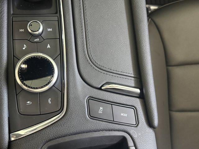 2025 Cadillac XT5 Vehicle Photo in LEOMINSTER, MA 01453-2952