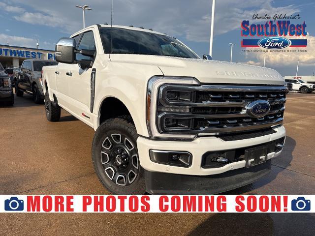 2024 Ford Super Duty F-250 SRW Vehicle Photo in Weatherford, TX 76087