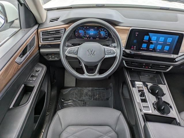 2024 Volkswagen Atlas Vehicle Photo in BRUNSWICK, GA 31525-1881