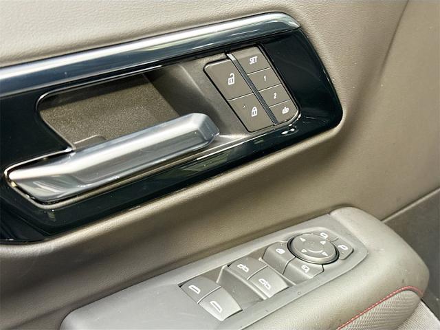 2026 Chevrolet Suburban Vehicle Photo in EVERETT, WA 98203-5662