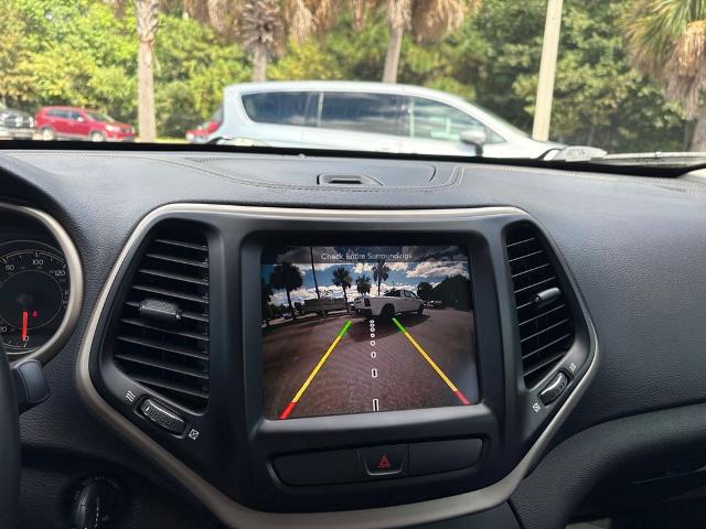 2017 Jeep Cherokee Vehicle Photo in Savannah, GA 31419