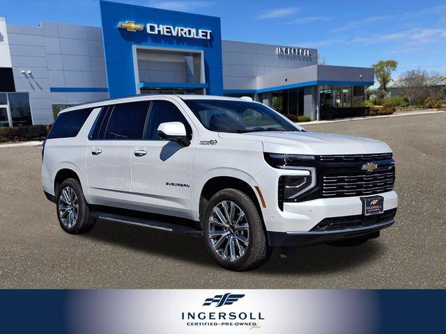 2025 Chevrolet Suburban Vehicle Photo in DANBURY, CT 06810-5034