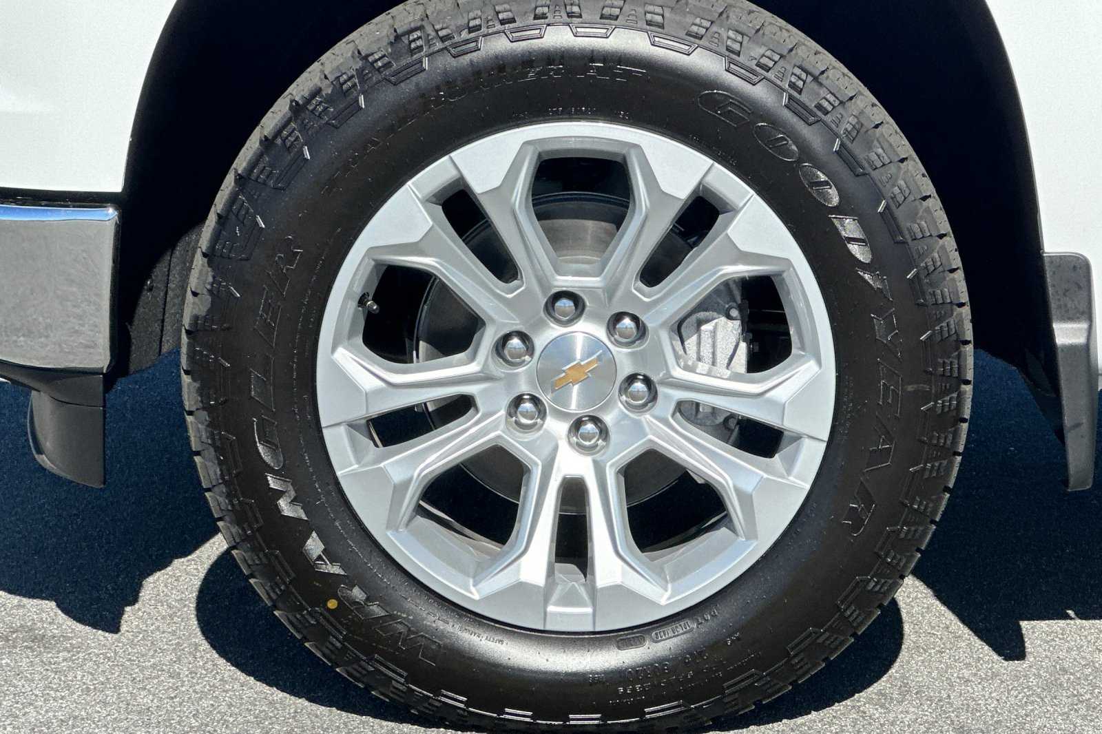 2026 Chevrolet Silverado 1500 LTZ - Photo 24