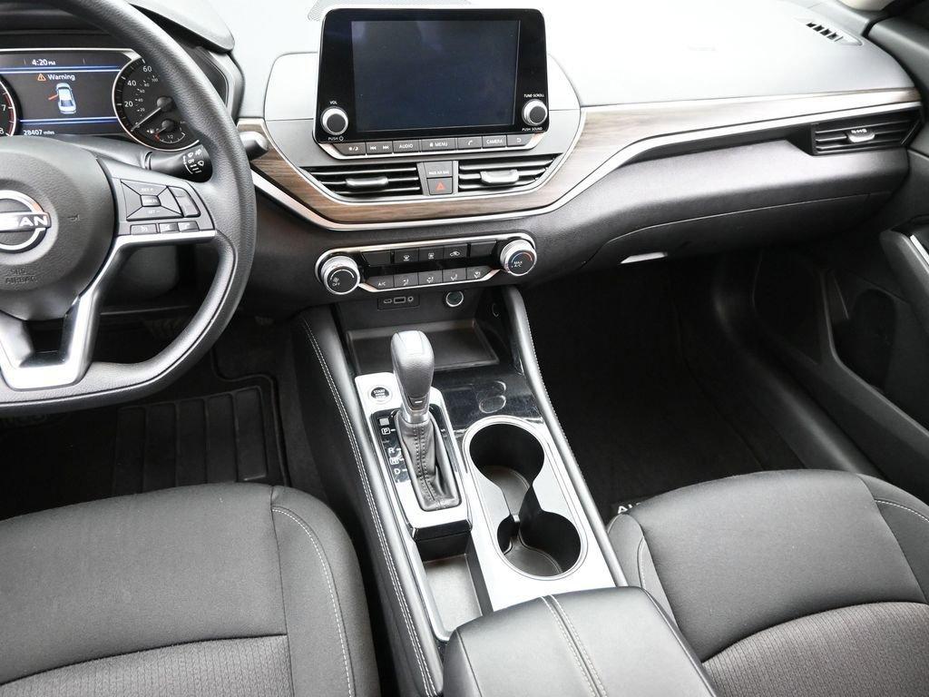 2023 Nissan Altima Vehicle Photo in Cedar Rapids, IA 52402
