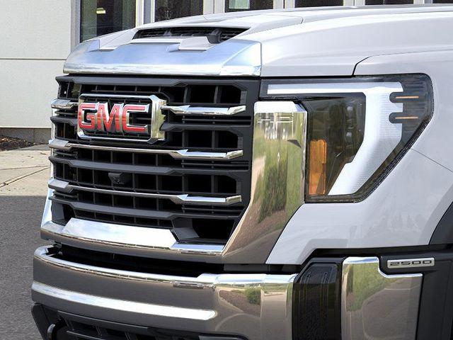 2025 GMC Sierra 2500 HD Vehicle Photo in DANBURY, CT 06810-5034
