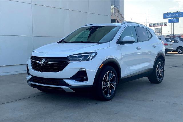2021 Buick Encore GX Vehicle Photo in TOPEKA, KS 66609-0000