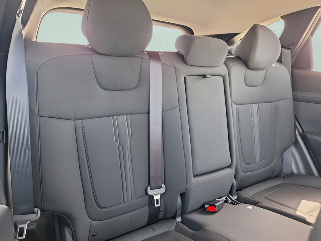 2026 Hyundai Tucson photo 27 of 31