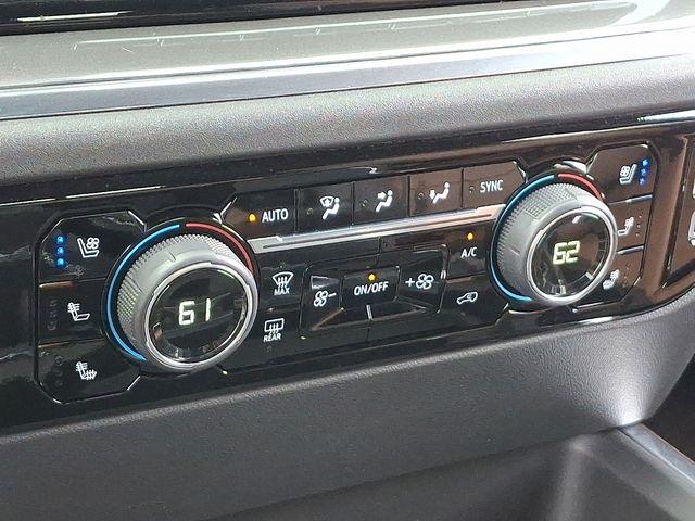 2024 Chevrolet Silverado 3500 HD Vehicle Photo in DANBURY, CT 06810-5034
