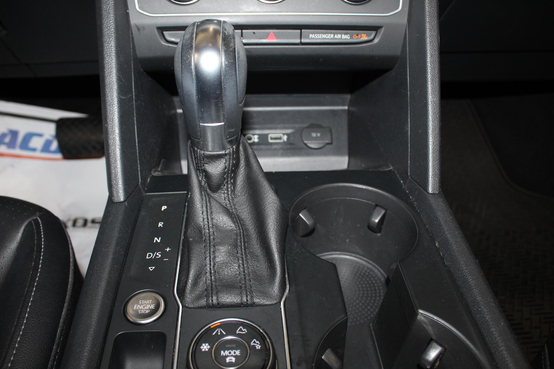 2018 Volkswagen Atlas Vehicle Photo in NORTHAMPTON, MA 01060-1120