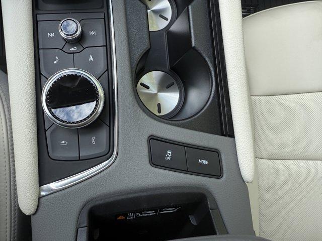 2025 Cadillac XT6 Vehicle Photo in LEOMINSTER, MA 01453-2952