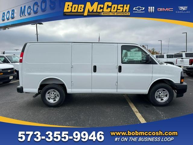 2025 Chevrolet Express Cargo 2500 Vehicle Photo in COLUMBIA, MO 65203-3903