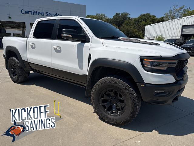 2021 Ram 1500 Vehicle Photo in Ennis, TX 75119-5114