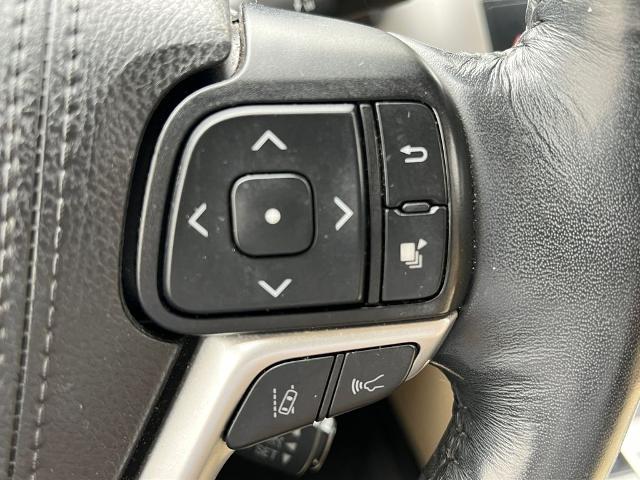 2019 Toyota Highlander Vehicle Photo in Brunswick, GA 31525