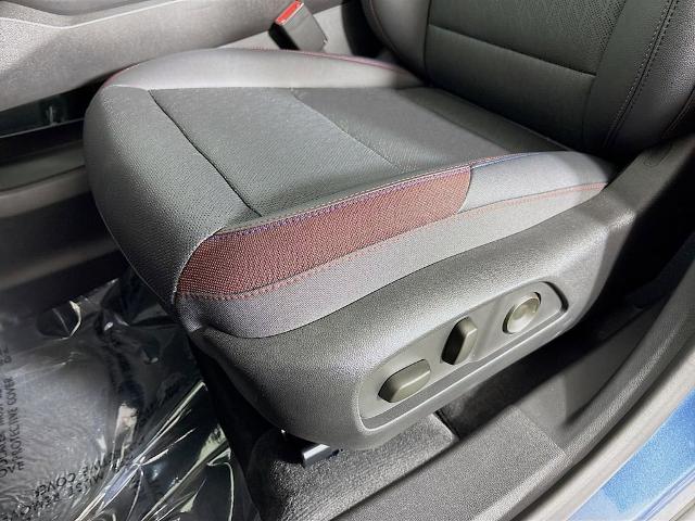 2025 Chevrolet Equinox Vehicle Photo in PUYALLUP, WA 98371-4149