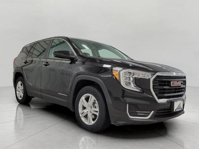 2024 GMC Terrain Vehicle Photo in GREEN BAY, WI 54303-3330