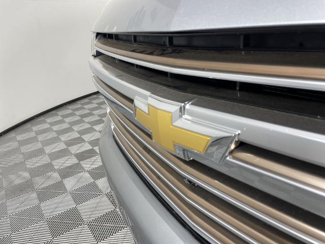 2023 Chevrolet Suburban Vehicle Photo in GILBERT, AZ 85297-0402