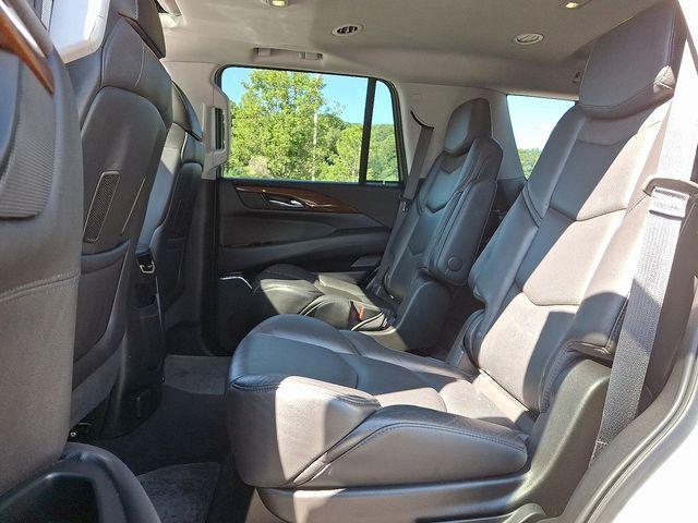 2018 Cadillac Escalade Vehicle Photo in DANBURY, CT 06810-5034
