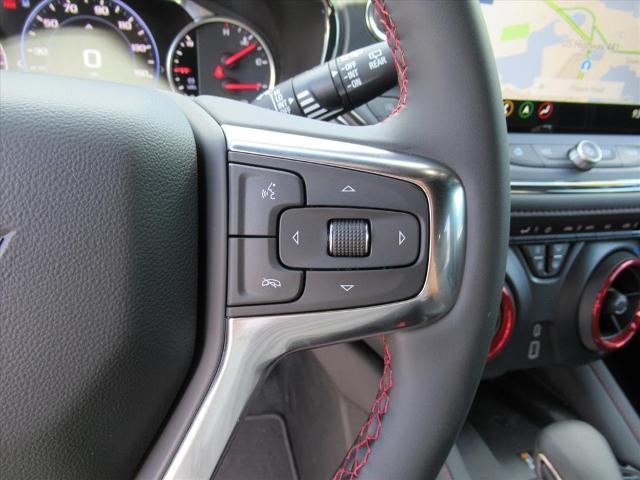 2025 Chevrolet Blazer Vehicle Photo in LEESBURG, FL 34788-4022